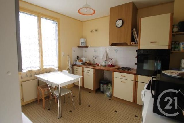 Maison à louer - 4 pièces - 87,51 m2 - GANNAT - 03 - AUVERGNE Maison à louer - 4 pièces - 87,51 m2 - GANNAT - 03 - AUVERGNE