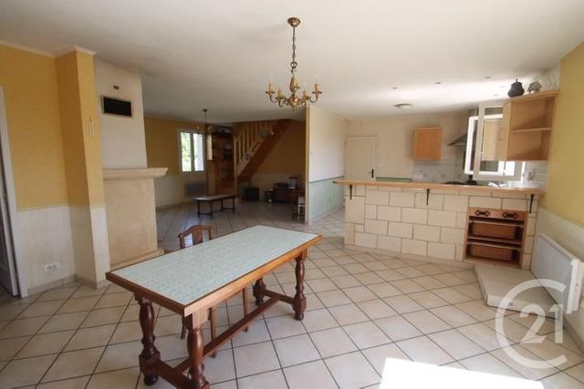 Afficher la photo en grand Maison à vendre - 8 pièces - 172 m2 - BROUT VERNET - 03 - AUVERGNE