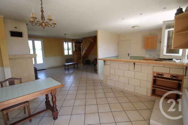 Afficher la photo en grand Maison à vendre - 8 pièces - 172 m2 - BROUT VERNET - 03 - AUVERGNE
