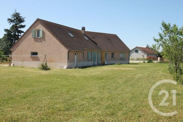 Afficher la photo en grand Maison à vendre - 8 pièces - 172 m2 - BROUT VERNET - 03 - AUVERGNE