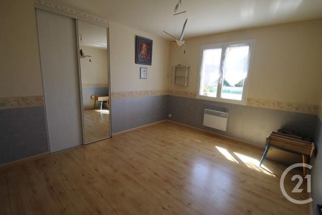 Afficher la photo en grand Maison à vendre - 8 pièces - 172 m2 - BROUT VERNET - 03 - AUVERGNE