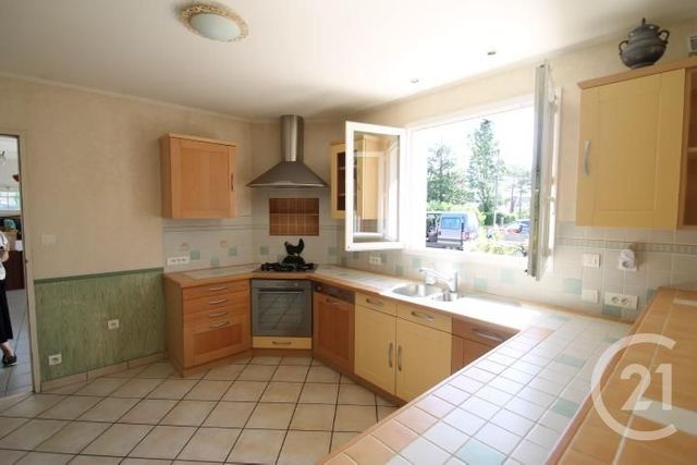 Afficher la photo en grand Maison à vendre - 8 pièces - 172 m2 - BROUT VERNET - 03 - AUVERGNE