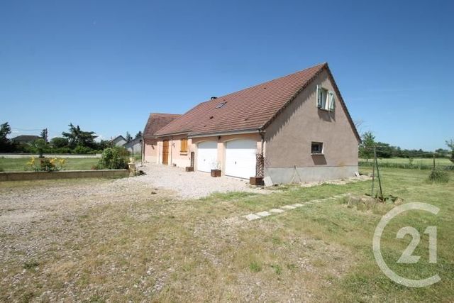 Afficher la photo en grand Maison à vendre - 8 pièces - 172 m2 - BROUT VERNET - 03 - AUVERGNE