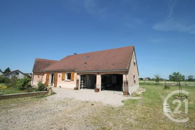 Afficher la photo en grand Maison à vendre - 8 pièces - 172 m2 - BROUT VERNET - 03 - AUVERGNE