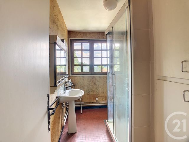 Afficher la photo en grand Maison à vendre - 6 pièces - 138 m2 - ENVAL - 63 - AUVERGNE