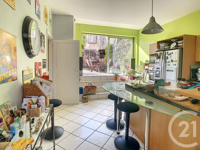 Afficher la photo en grand Maison à vendre - 8 pièces - 305 m2 - BLANZAT - 63 - AUVERGNE
