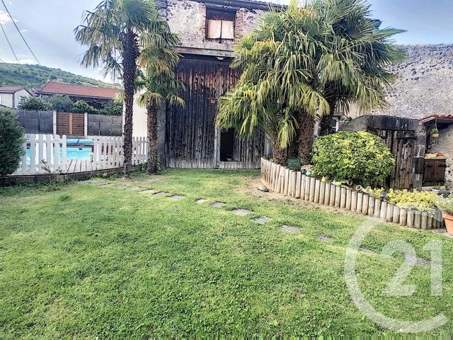 Afficher la photo en grand Maison à vendre - 8 pièces - 305 m2 - BLANZAT - 63 - AUVERGNE