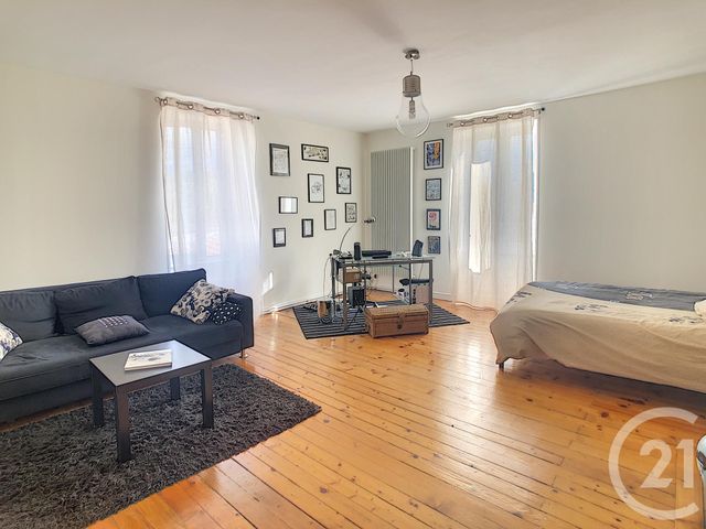 Afficher la photo en grand Maison à vendre - 8 pièces - 305 m2 - BLANZAT - 63 - AUVERGNE