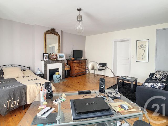 Afficher la photo en grand Maison à vendre - 8 pièces - 305 m2 - BLANZAT - 63 - AUVERGNE