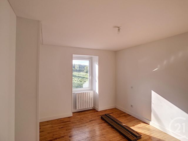Maison à louer - 3 pièces - 70,55 m2 - ST GEORGES DE MONS - 63 - AUVERGNE Maison à louer - 3 pièces - 70,55 m2 - ST GEORGES DE MONS - 63 - AUVERGNE