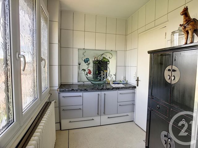 Afficher la photo en grand Maison à vendre - 8 pièces - 156,53 m2 - MOZAC - 63 - AUVERGNE