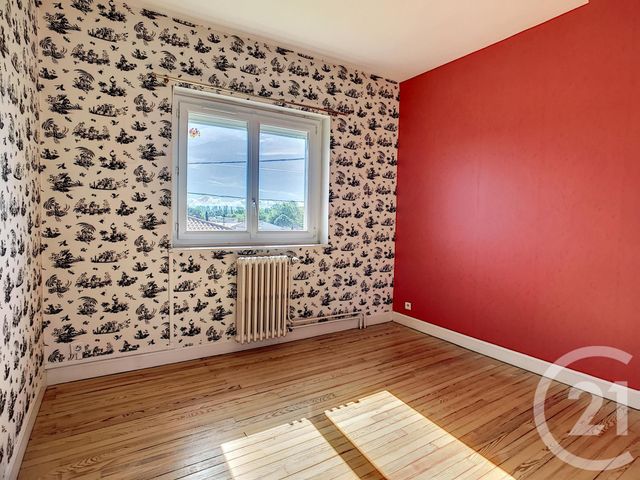 Afficher la photo en grand Maison à vendre - 8 pièces - 156,53 m2 - MOZAC - 63 - AUVERGNE