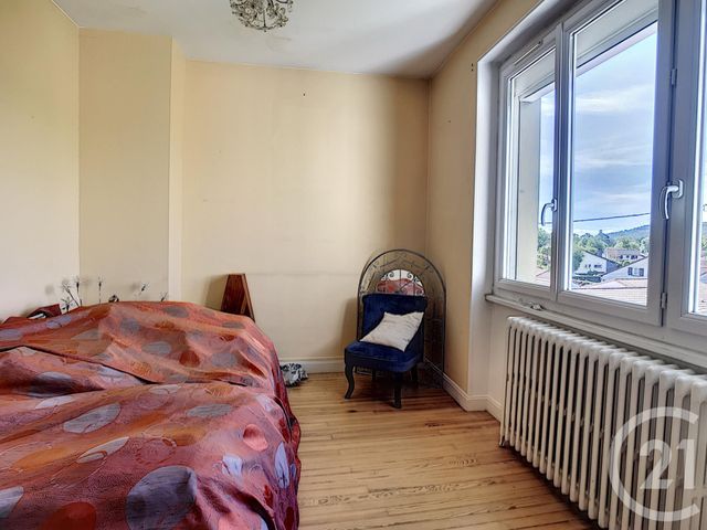 Afficher la photo en grand Maison à vendre - 8 pièces - 156,53 m2 - MOZAC - 63 - AUVERGNE