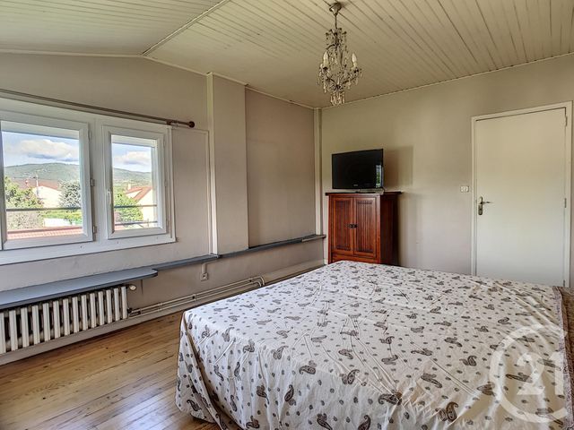Afficher la photo en grand Maison à vendre - 8 pièces - 156,53 m2 - MOZAC - 63 - AUVERGNE