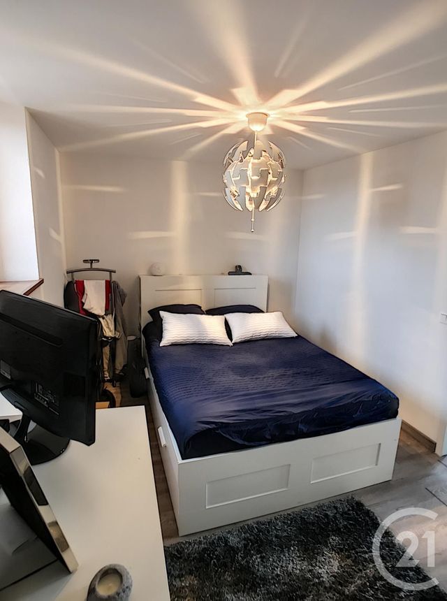 Appartement F2 à louer - 2 pièces - 41,95 m2 - RIOM - 63 - AUVERGNE Appartement F2 à louer - 2 pièces - 41,95 m2 - RIOM - 63 - AUVERGNE