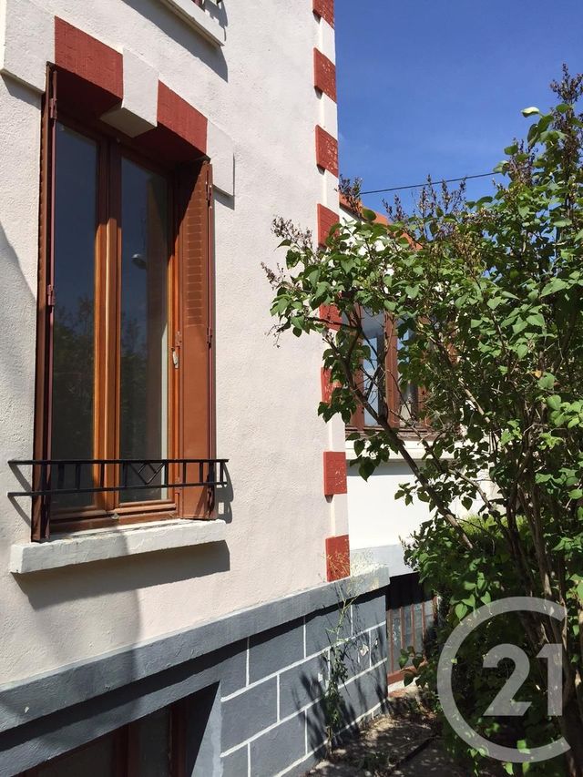 Appartement F2 à louer - 2 pièces - 35 m2 - CHATELGUYON - 63 - AUVERGNE Appartement F2 à louer - 2 pièces - 35 m2 - CHATELGUYON - 63 - AUVERGNE